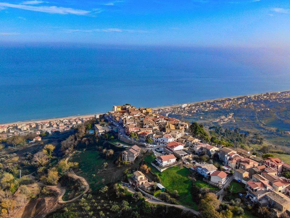 Relais Borgo sul Mare Ospitalità diffusa Silvi Paese Exterior foto